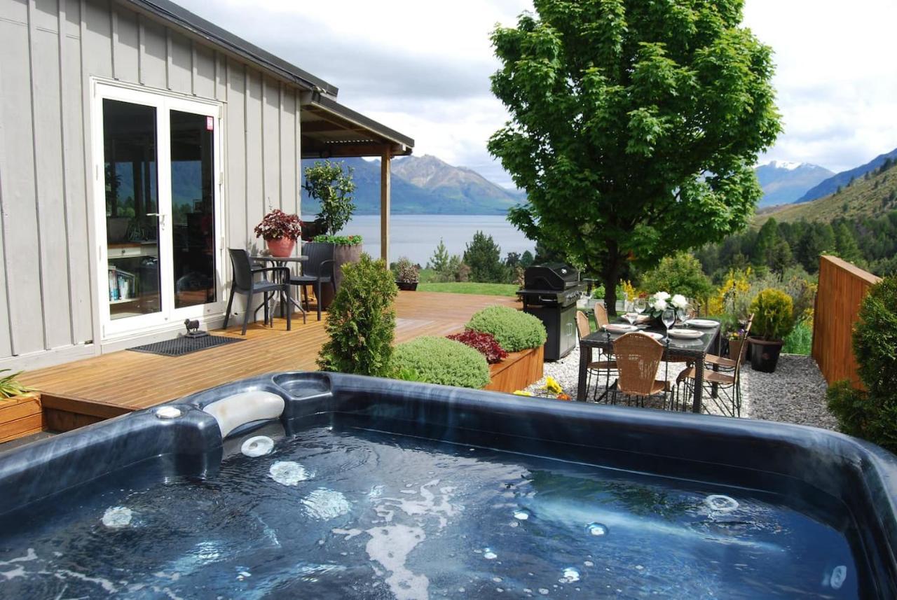 Closeburn Private Cottage With Spa And Amazing Lake Views מראה חיצוני תמונה